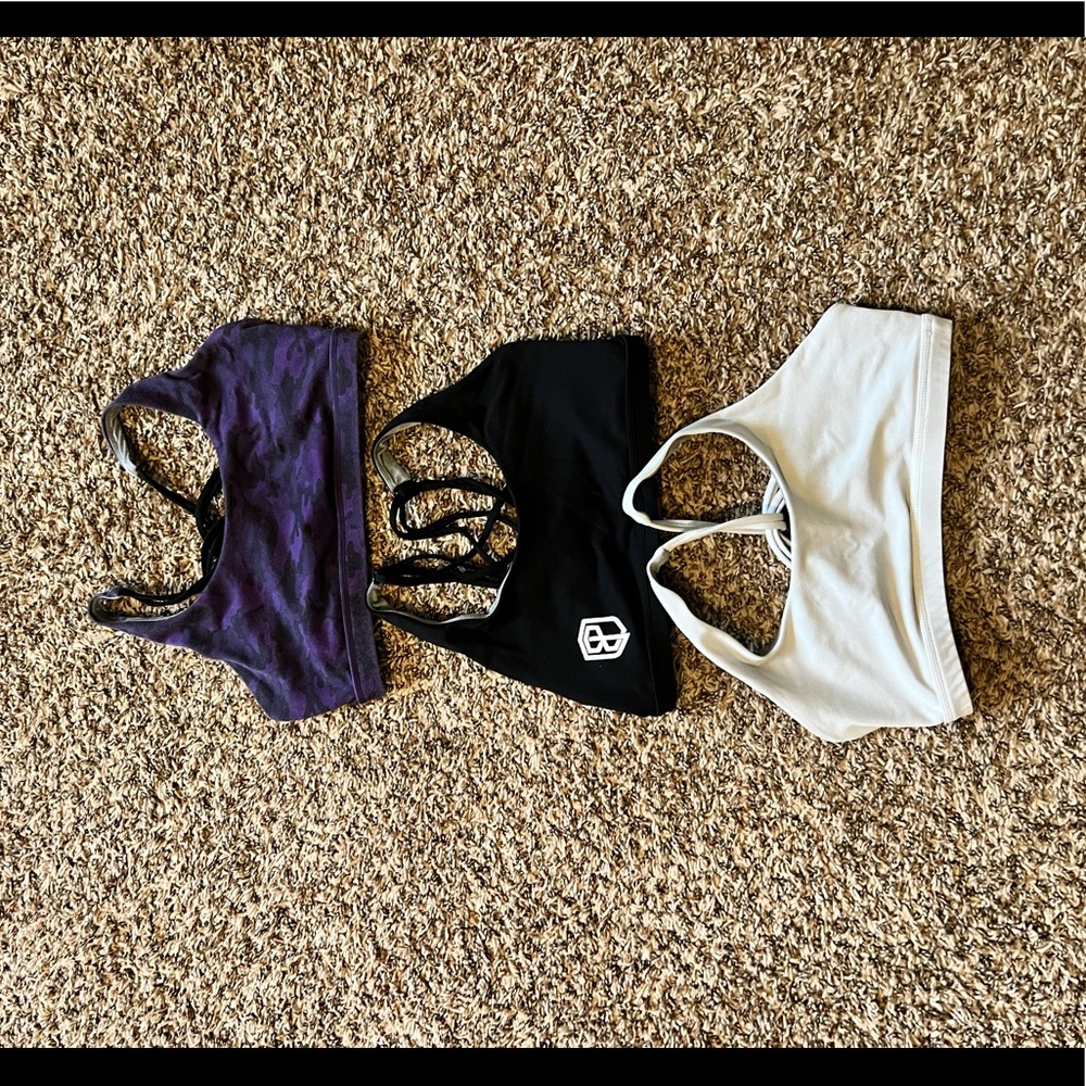 Bundle of 3 sports bras!